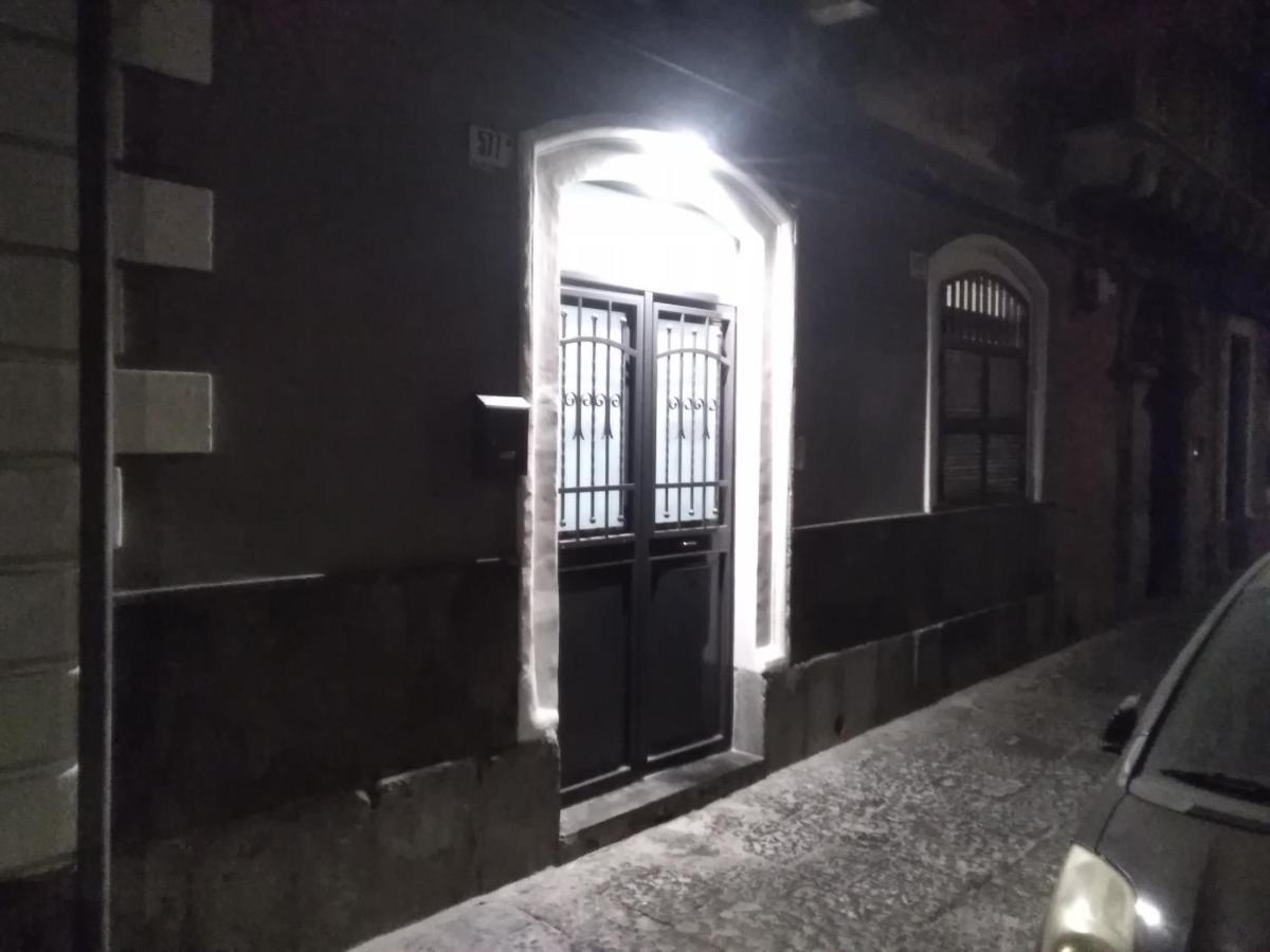 Apartament Vittorio Emanuele House Katania Zewnętrze zdjęcie